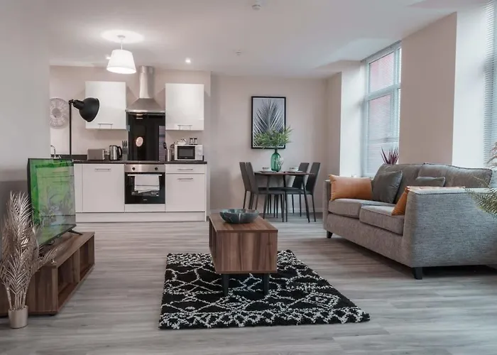 Contemporary 2 Bed Manchester Apartment - Sleeps 4